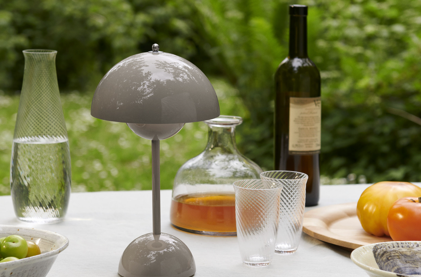 Flowerpot VP9 Verner Panton 1968 Portable Lamp - Grey Beige