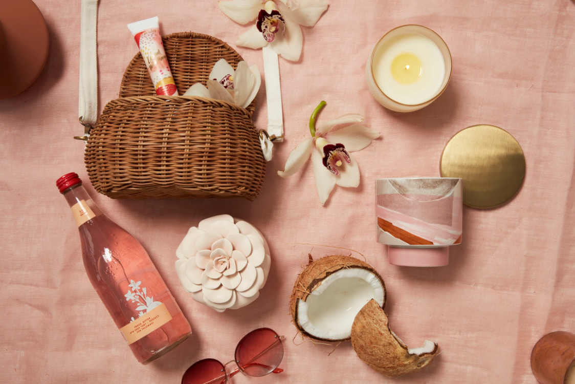 Coconut Milk Mango Ceramic Flower Candle