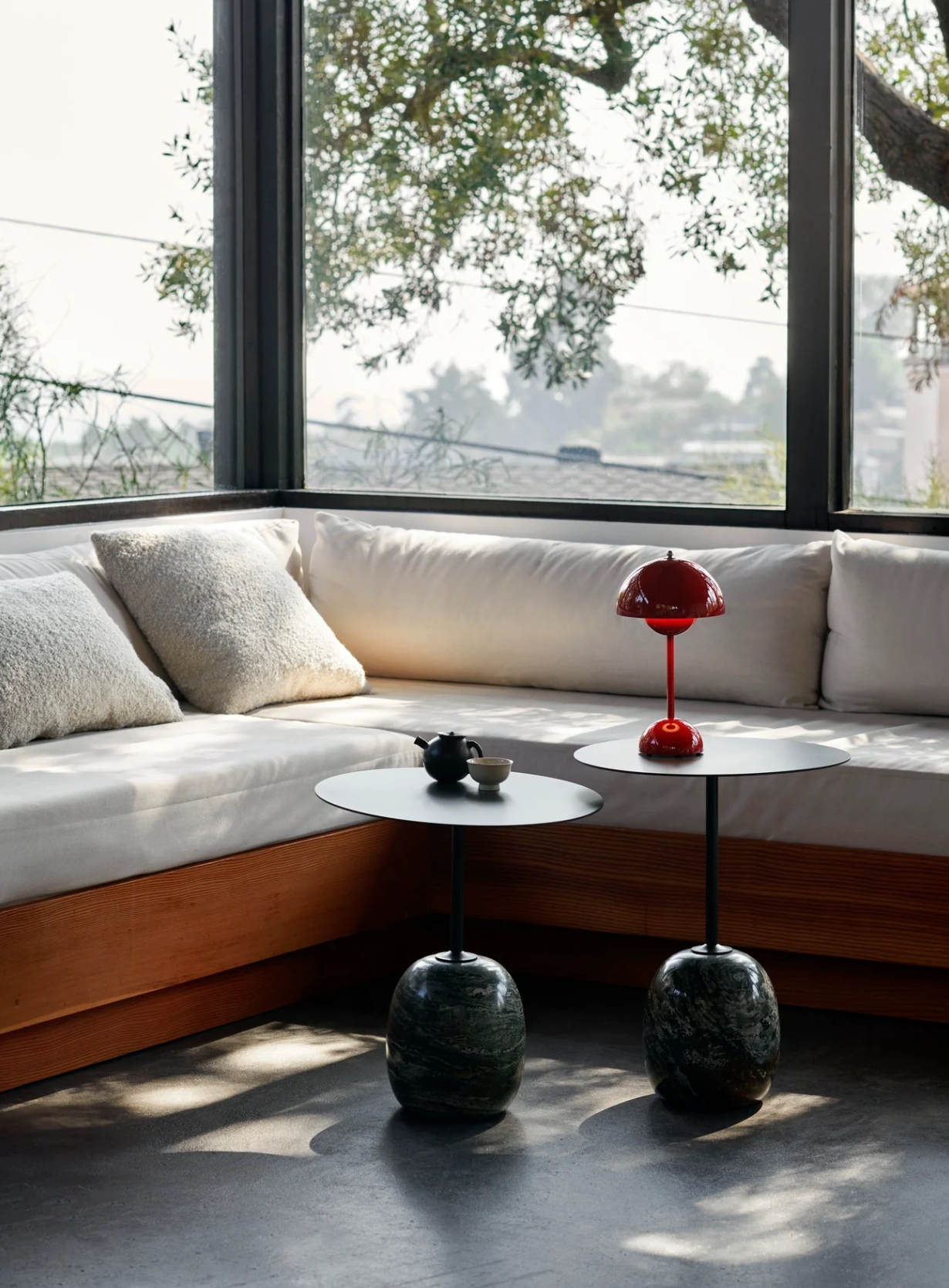 Flowerpot VP9 Verner Panton 1968 Portable Lamp - Vermillion Red