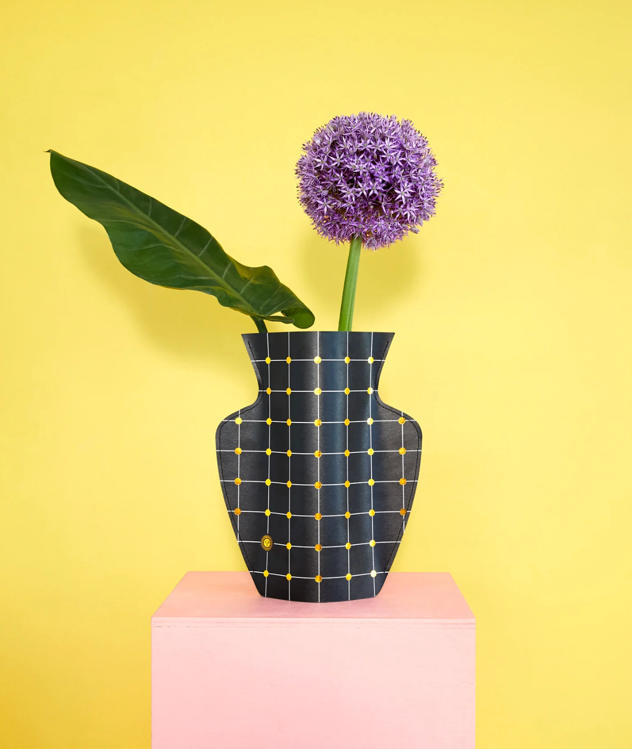 Lido Paper Vase Black